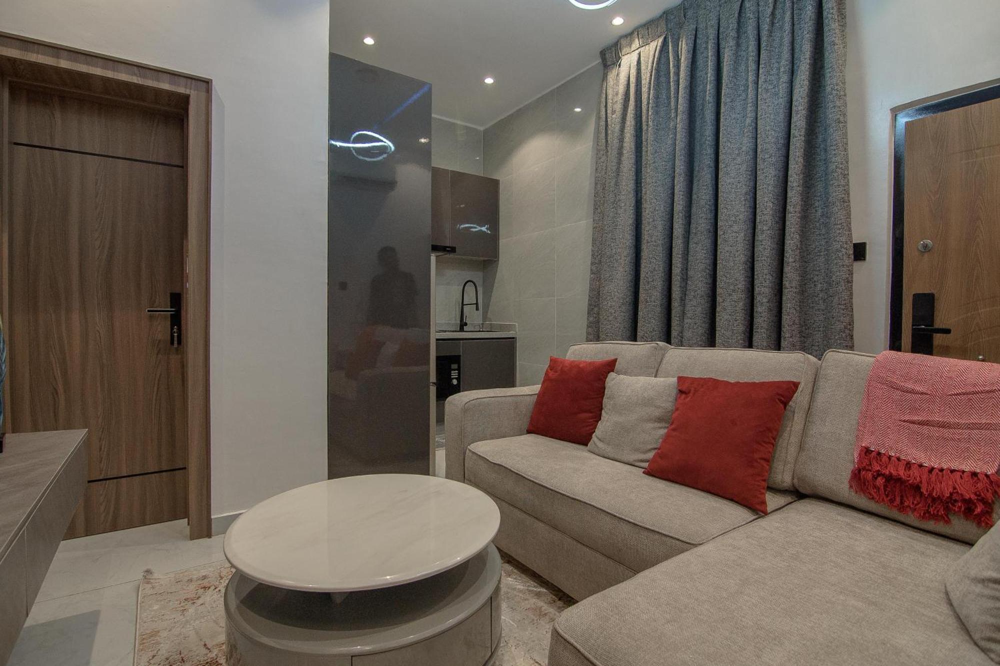 One90 Apartment ลากอส ภายนอก รูปภาพ