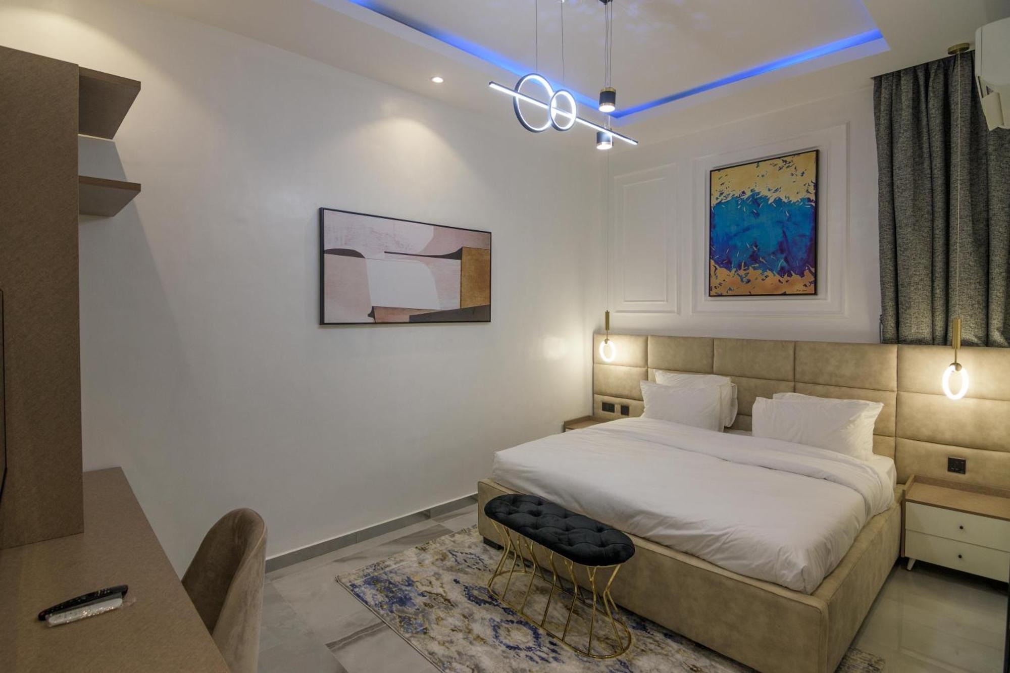 One90 Apartment ลากอส ภายนอก รูปภาพ